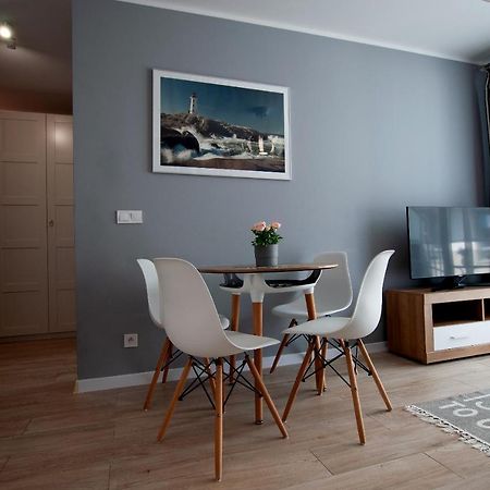 Apartament Ikar - 2 Pokojowy Przy Morzu Z Balkonem Pobierowo Exteriör bild