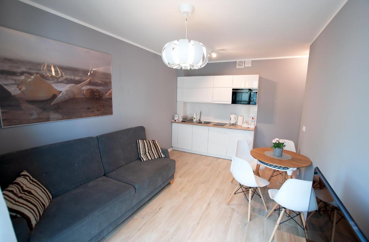 Apartament Ikar - 2 Pokojowy Przy Morzu Z Balkonem Pobierowo Exteriör bild