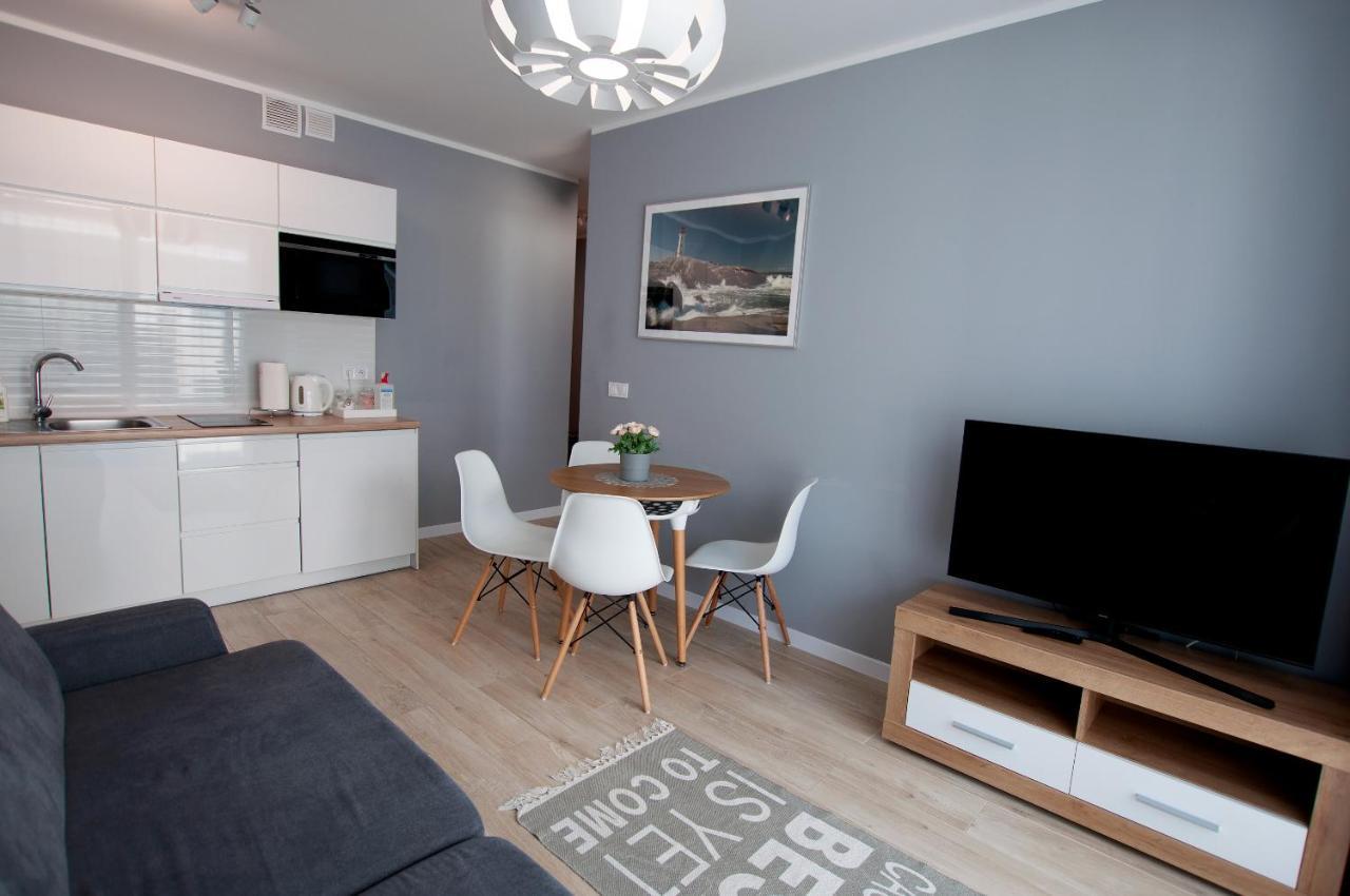 Apartament Ikar - 2 Pokojowy Przy Morzu Z Balkonem Pobierowo Exteriör bild