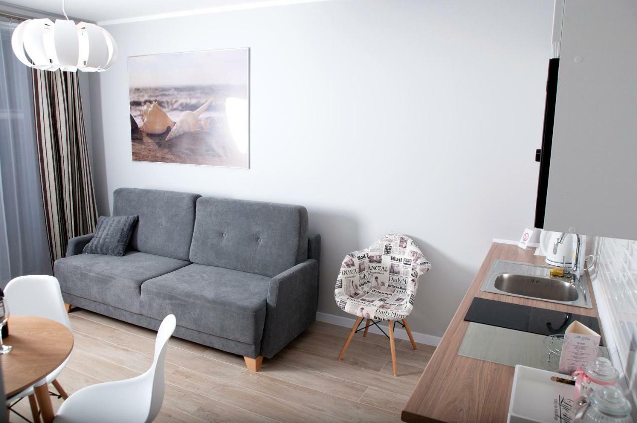 Apartament Ikar - 2 Pokojowy Przy Morzu Z Balkonem Pobierowo Exteriör bild